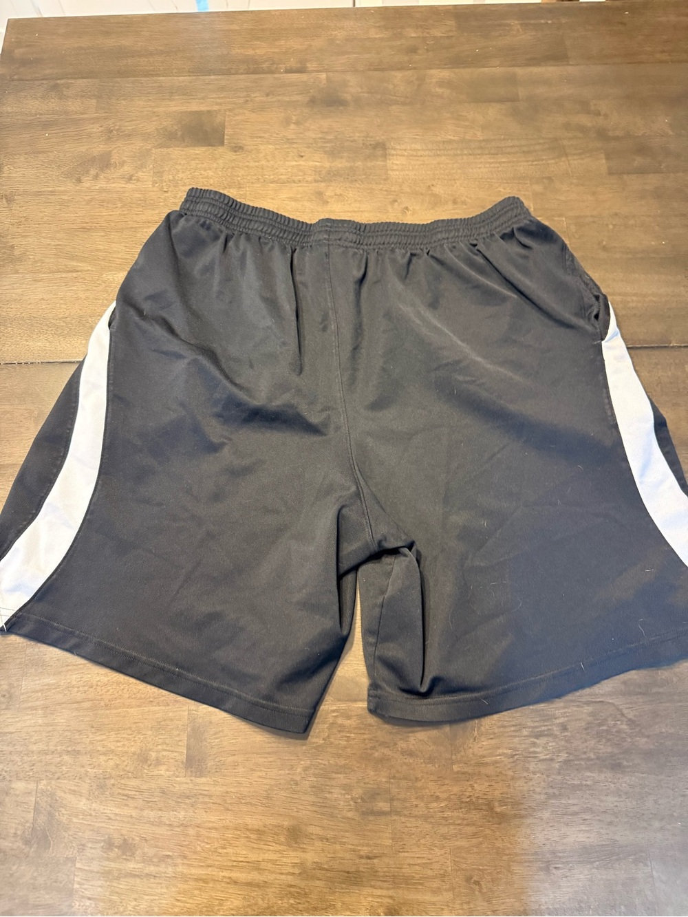 Under Armour Men's Black Athletic Shorts with White Side Panels - Picture 4 of 4